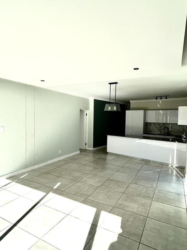 To Let 3 Bedroom Property for Rent in Somerset West Western Cape